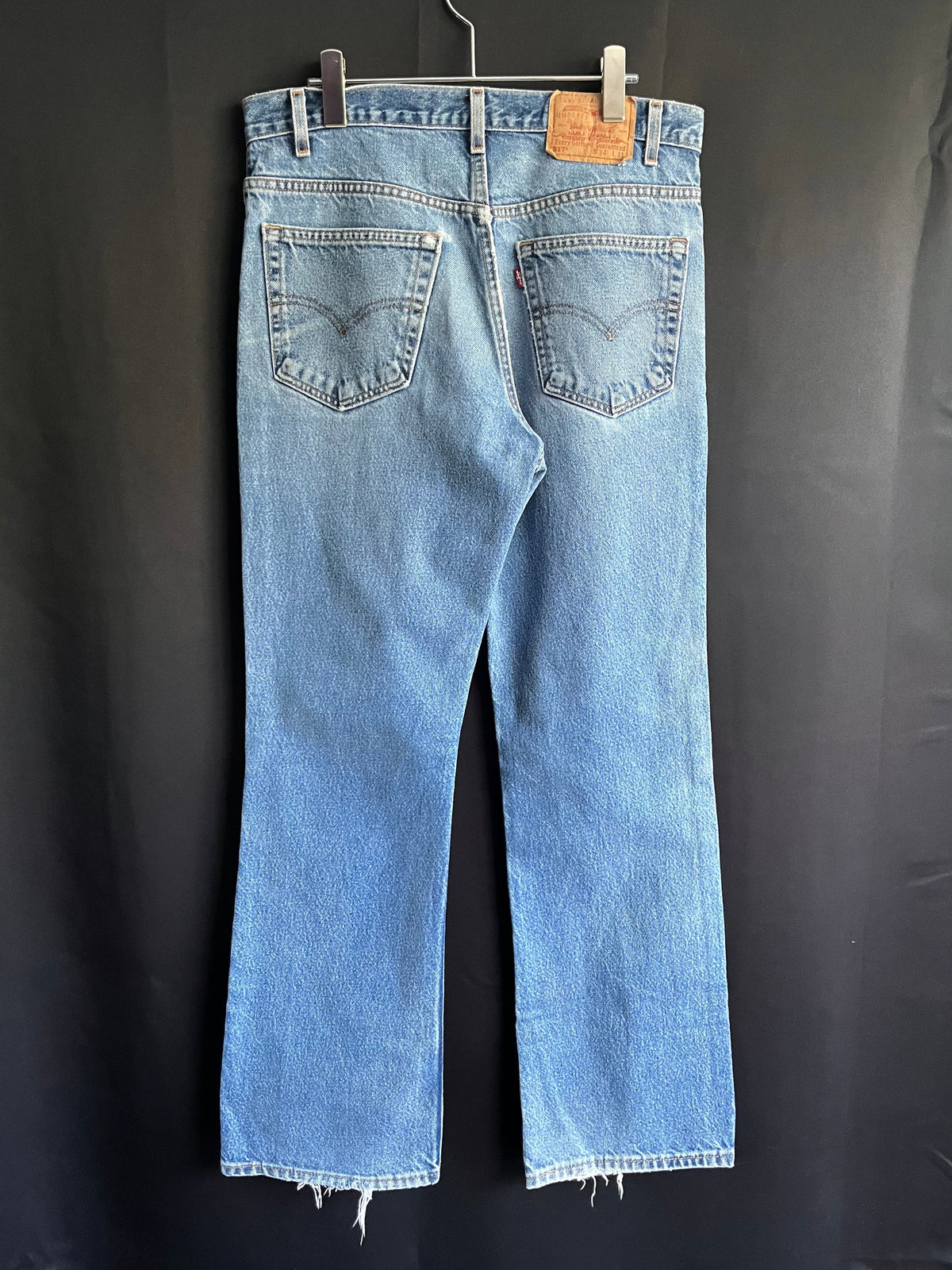 90s Levi’s 517 Bootcut Light Wash Denim (33W)