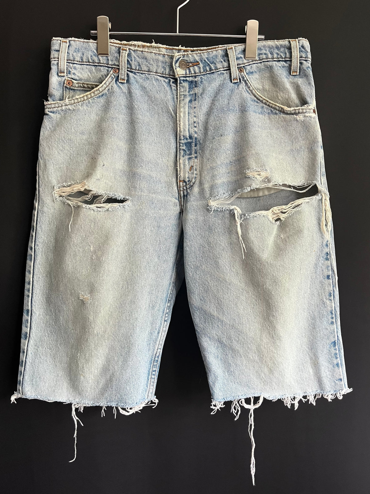 90s Thrashed Levi’s Light Wash Jorts