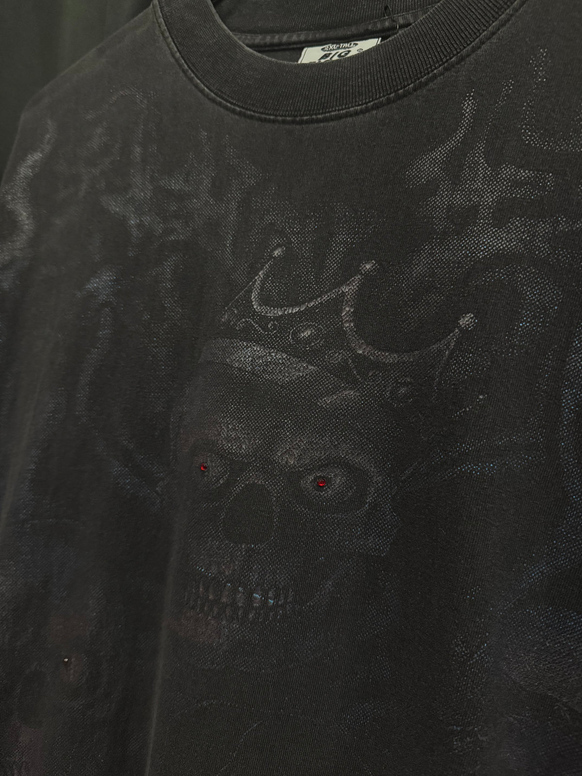 Y2K Red Eyed Skull AOP Tee (XXL)